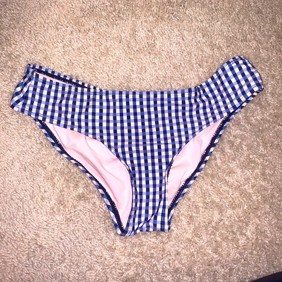 Bikini Set - Picture 4 of 6